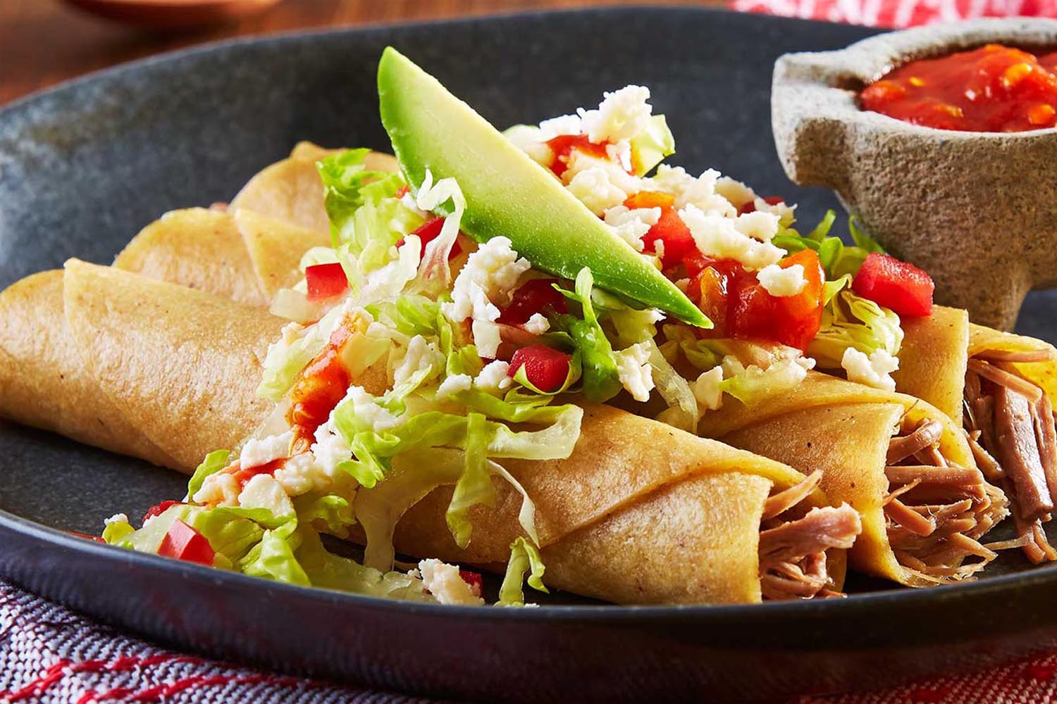 tacos dorados de res